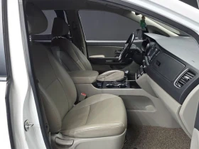 Kia Carnival 2.2 Automatic, снимка 7