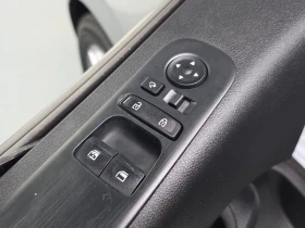 Hyundai Staria, снимка 12