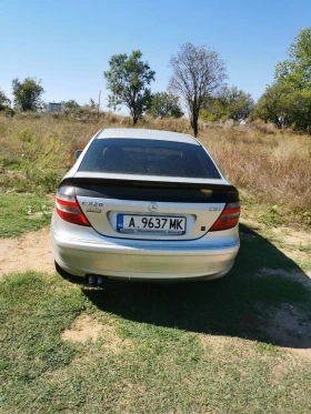 Mercedes-Benz C 220 купе, снимка 7