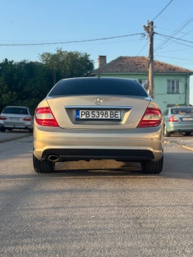 Mercedes-Benz C 220, снимка 3