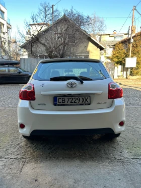 Toyota Auris, снимка 3