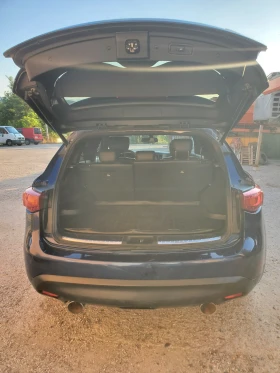 Infiniti QX70 S | Mobile.bg    17