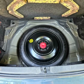 Toyota Auris, снимка 13