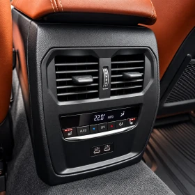 BMW i4 M50 Carbon/Harmon Kardon/Individual/ в Гаранция  | Auto.bg — изображение 16
