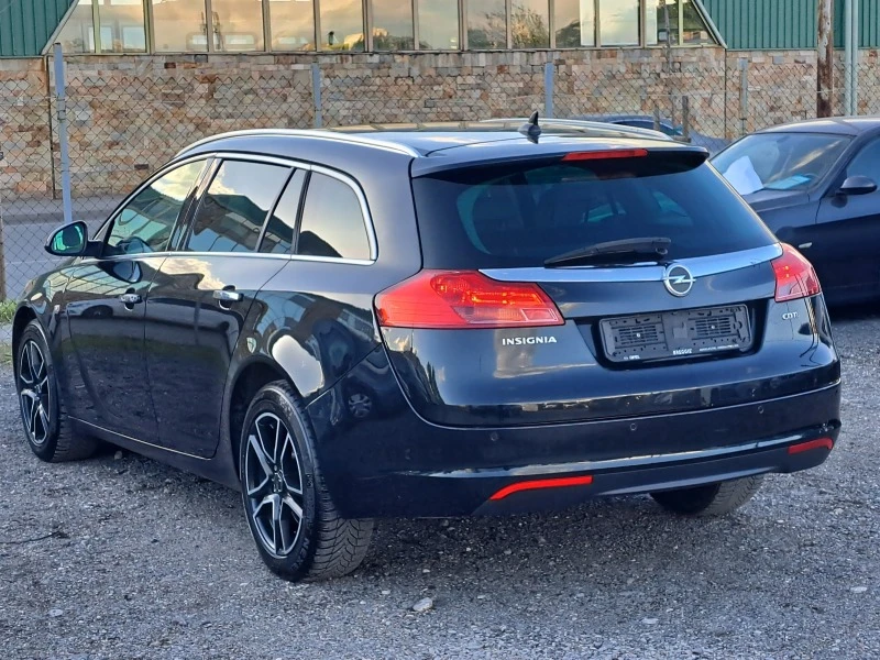 Opel Insignia 2.0CDTI 160к.с., снимка 4 - Автомобили и джипове - 45437800