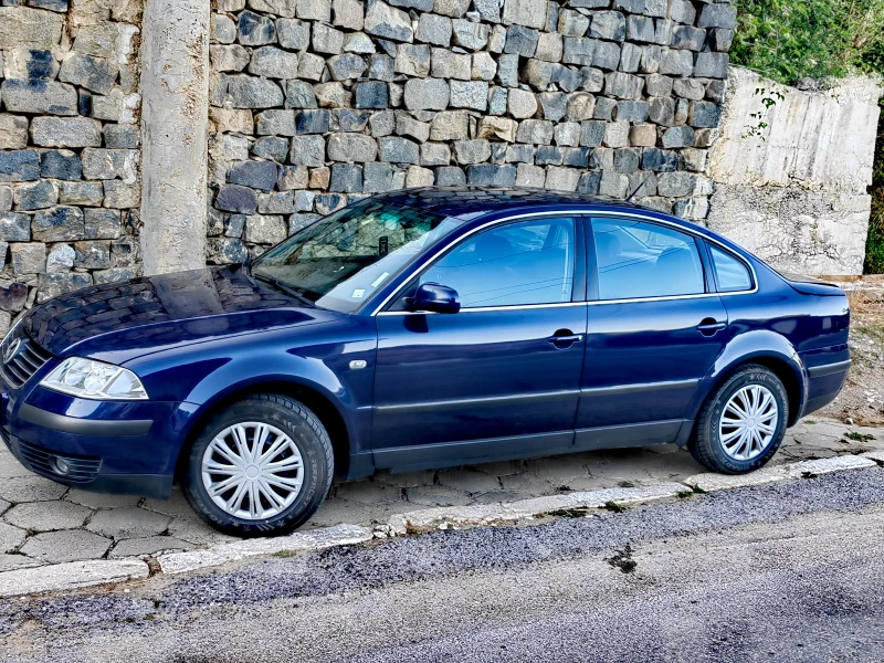 VW Passat, снимка 3 - Автомобили и джипове - 47412586