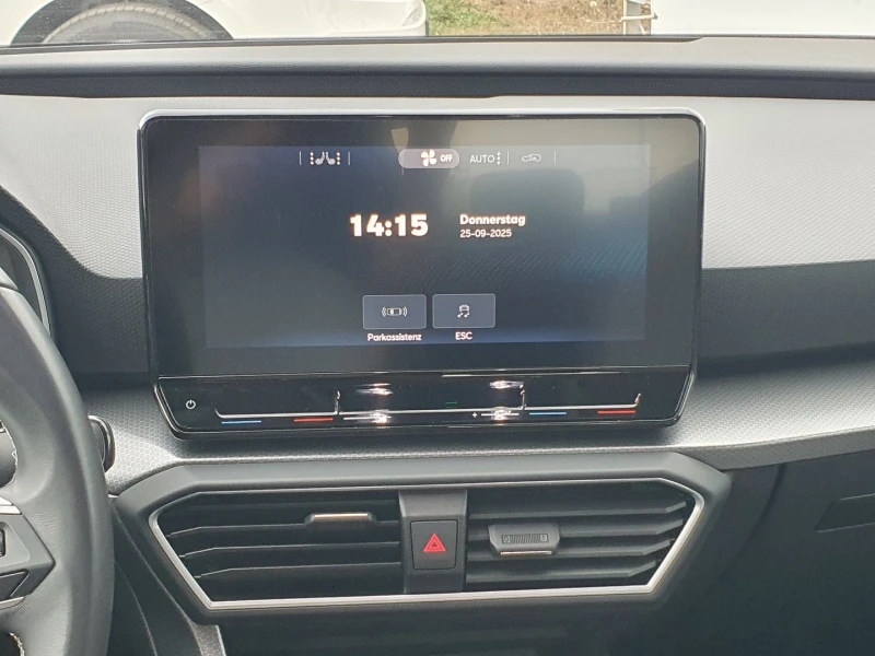 Seat Leon Style, снимка 8 - Автомобили и джипове - 52690139