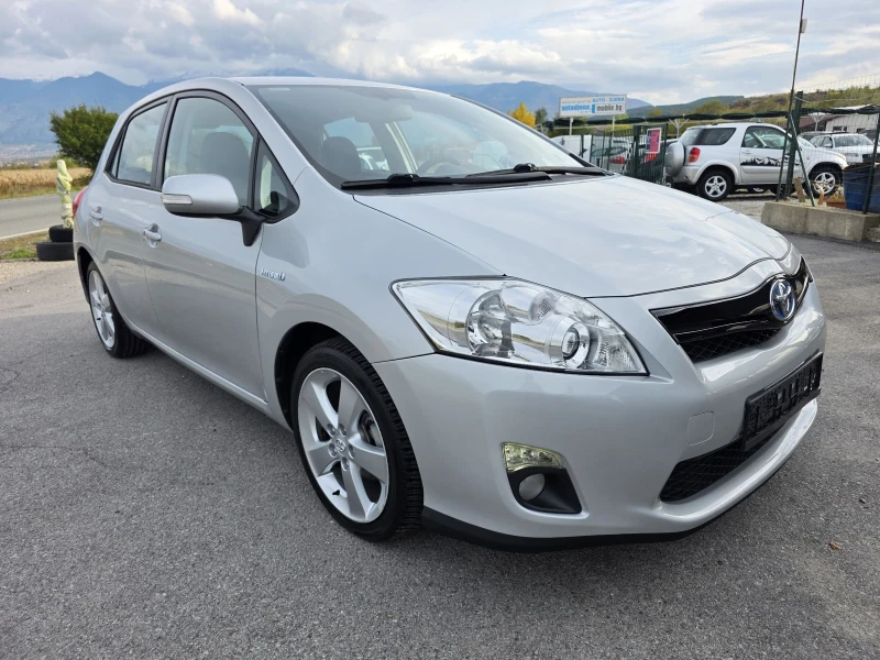 Toyota Auris 1.8VVT-I Hybrid TOP, снимка 2 - Автомобили и джипове - 52134108