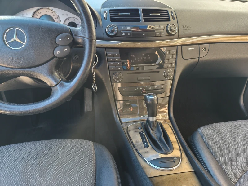 Mercedes-Benz E 200 E200CDI, снимка 8 - Автомобили и джипове - 52806988