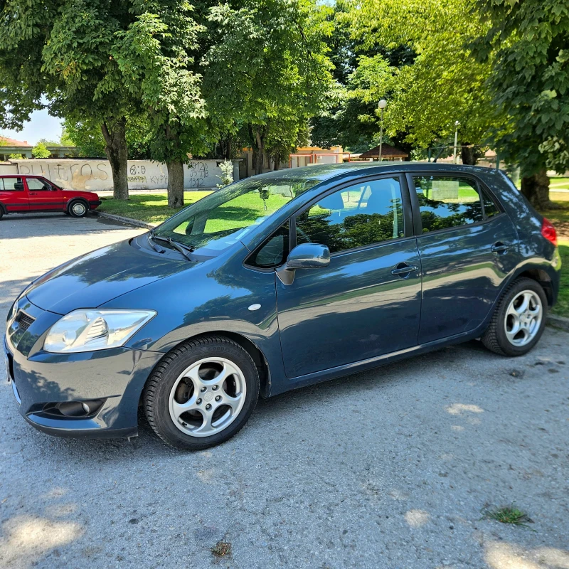 Toyota Auris, снимка 8 - Автомобили и джипове - 52819253