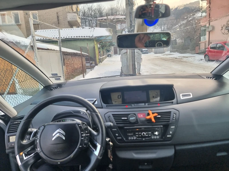 Citroen C4 Picasso, снимка 11 - Автомобили и джипове - 53407333
