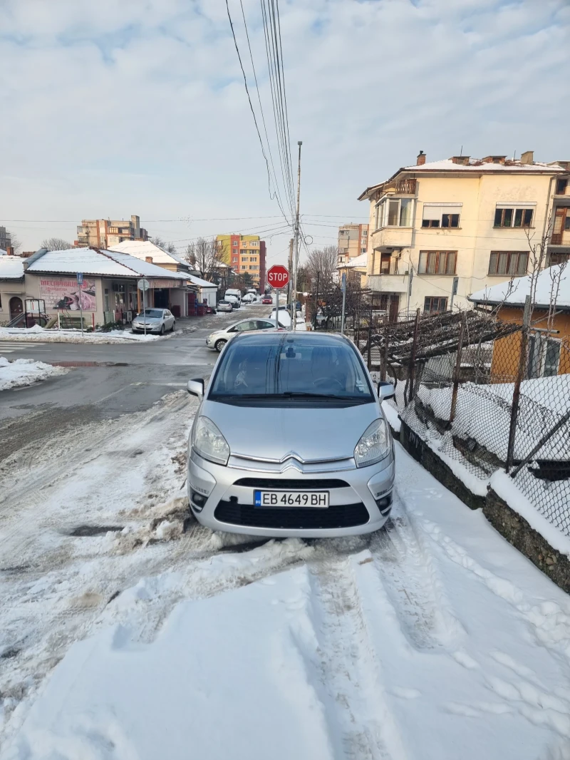 Citroen C4 Picasso, снимка 3 - Автомобили и джипове - 53407333