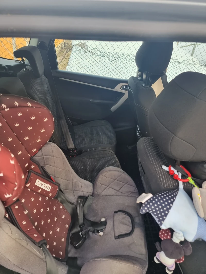 Citroen C4 Picasso, снимка 6 - Автомобили и джипове - 53407333