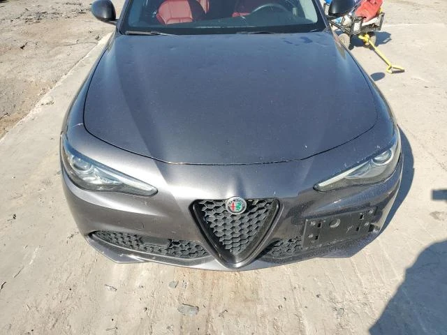 Alfa Romeo Giulia климатроник* кожен салон* памет* keyless* , снимка 6 - Автомобили и джипове - 48359477