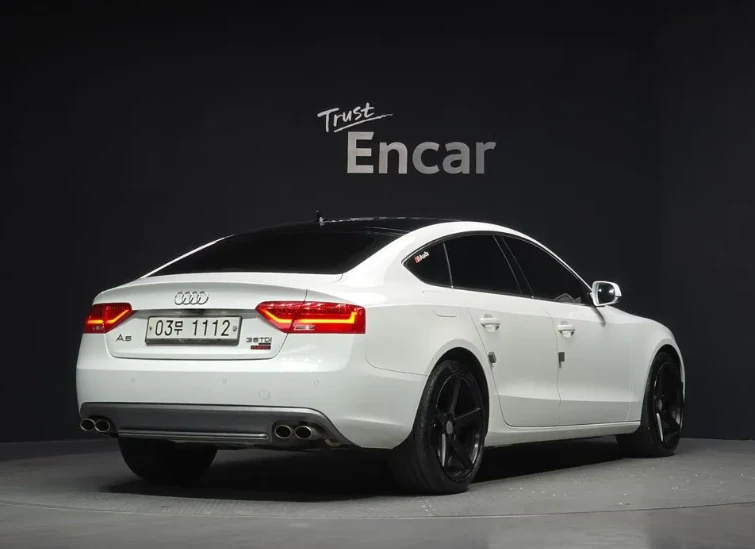 Audi A5 QUATTRO* S-LINE* KEYLESS АвтоКредит(ЦЕНА ДО БГ), снимка 2 - Автомобили и джипове - 53480038