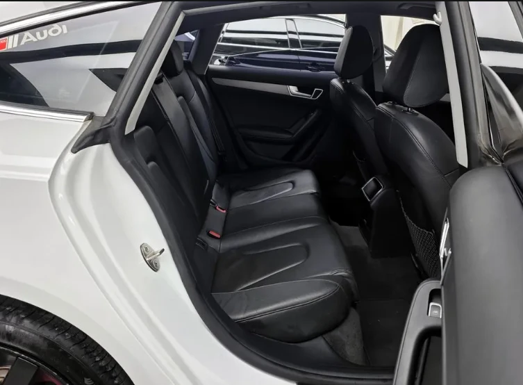 Audi A5 QUATTRO* S-LINE* KEYLESS АвтоКредит(ЦЕНА ДО БГ), снимка 12 - Автомобили и джипове - 53480038