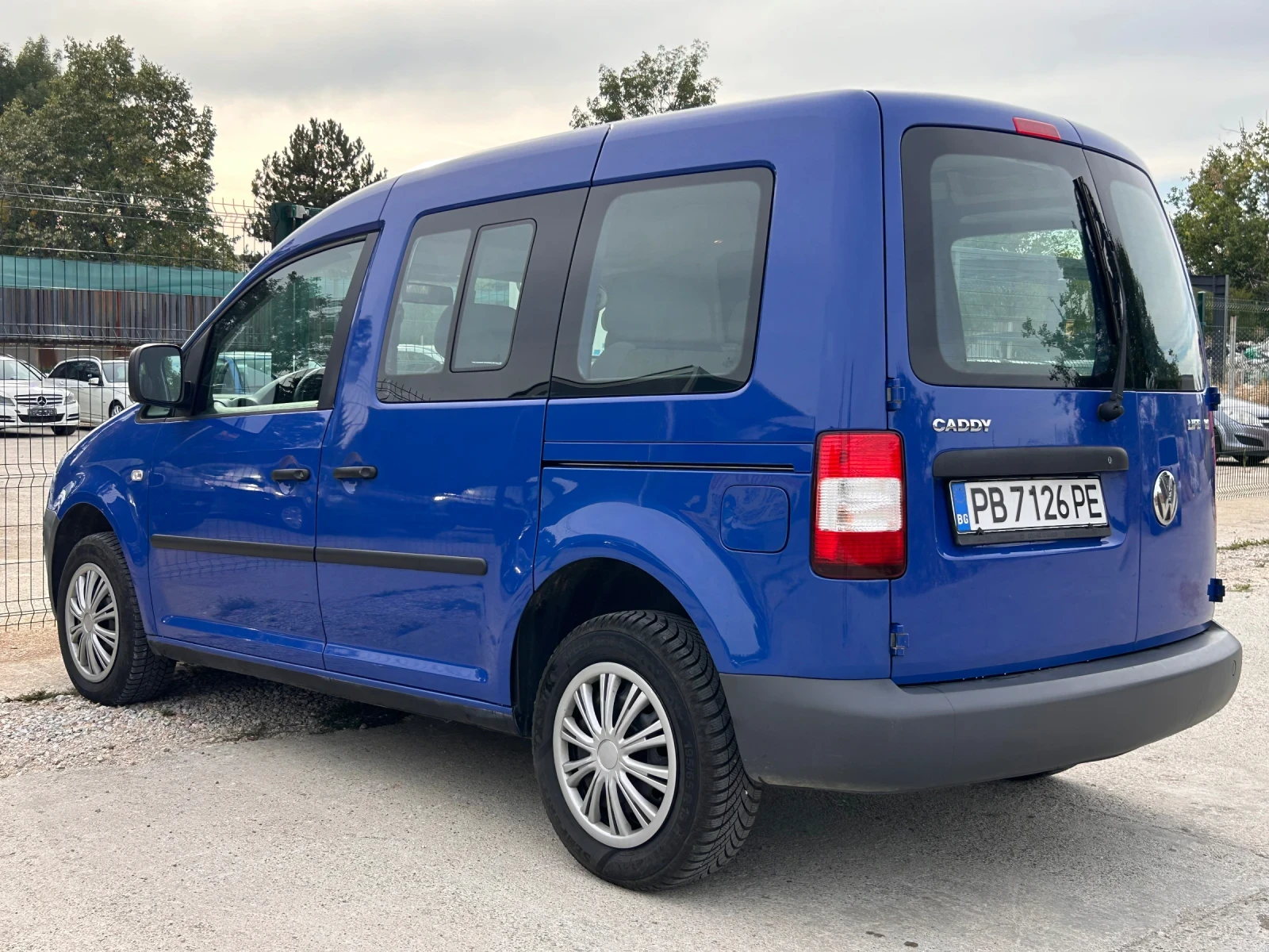 VW Caddy  - изображение 3