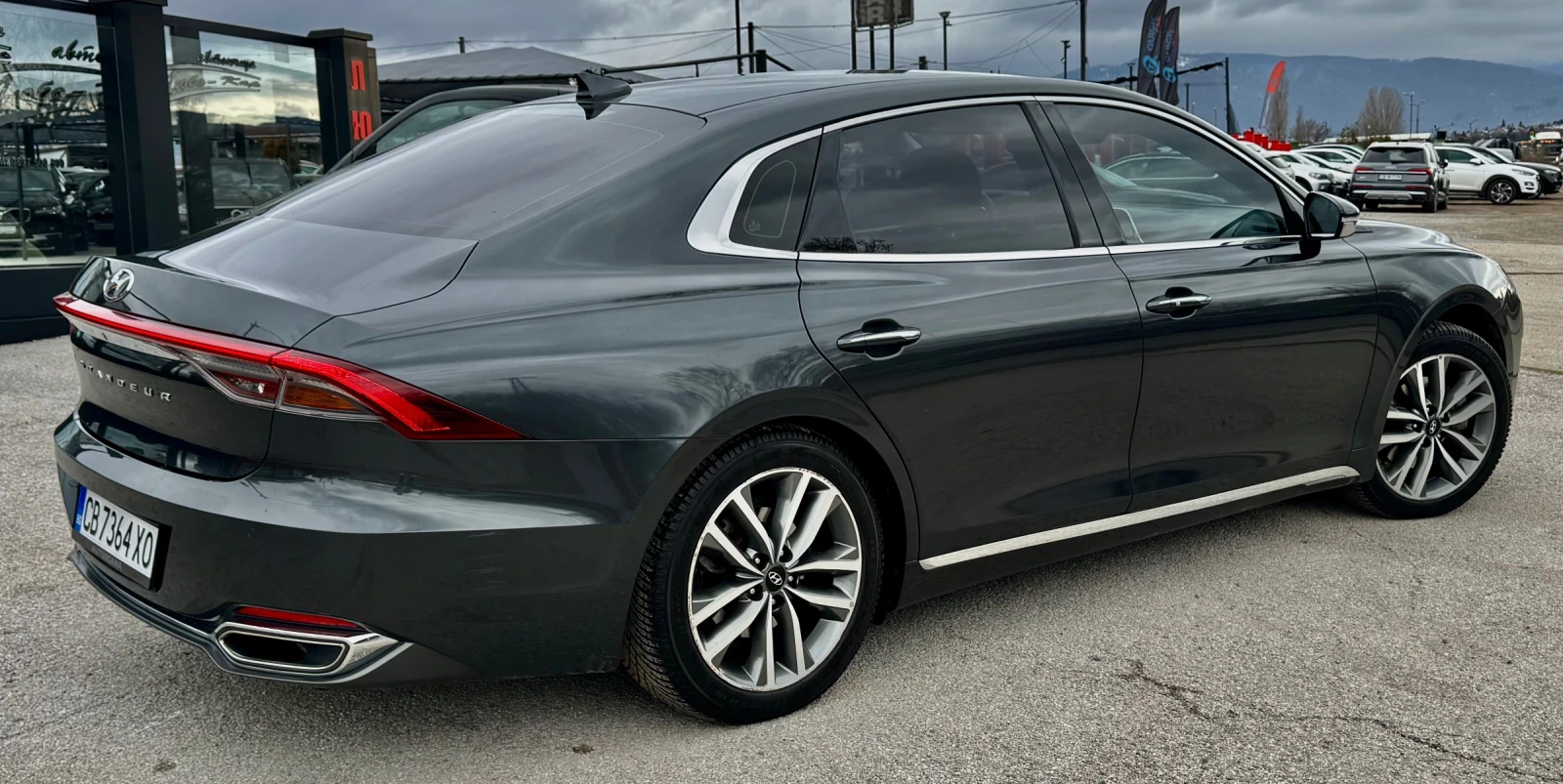 Hyundai Grandeur 41000км / обслужен  - изображение 4