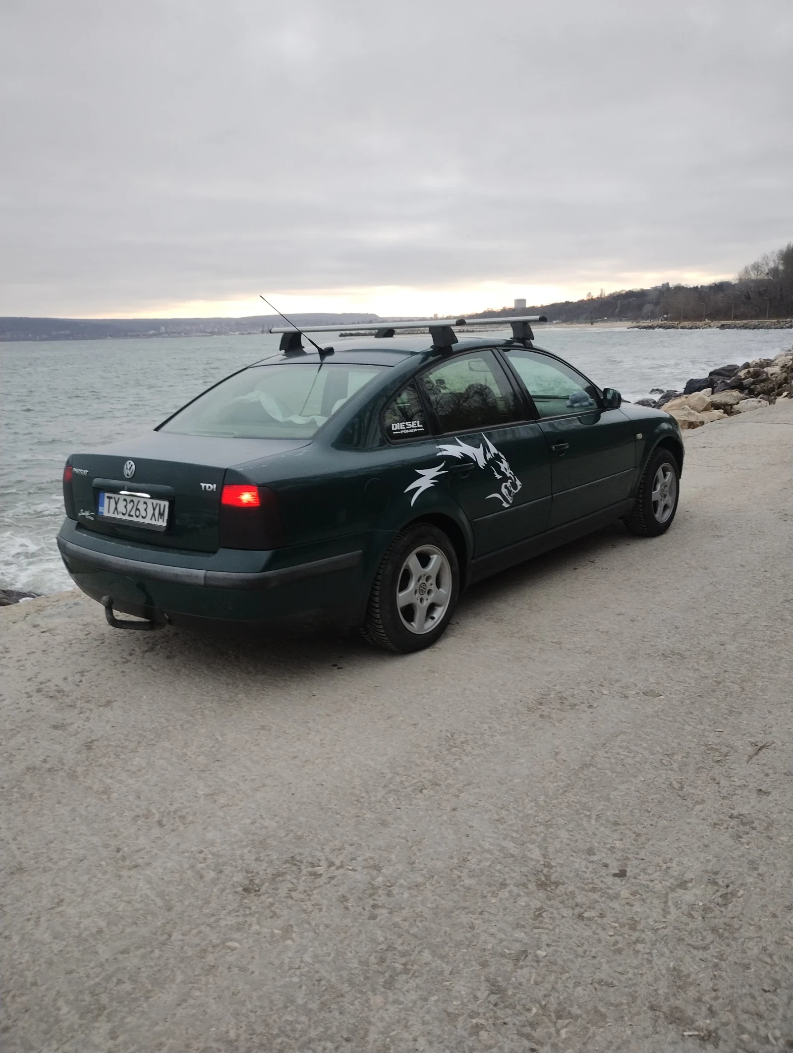 VW Passat 1.9, снимка 2 - Автомобили и джипове - 53585794