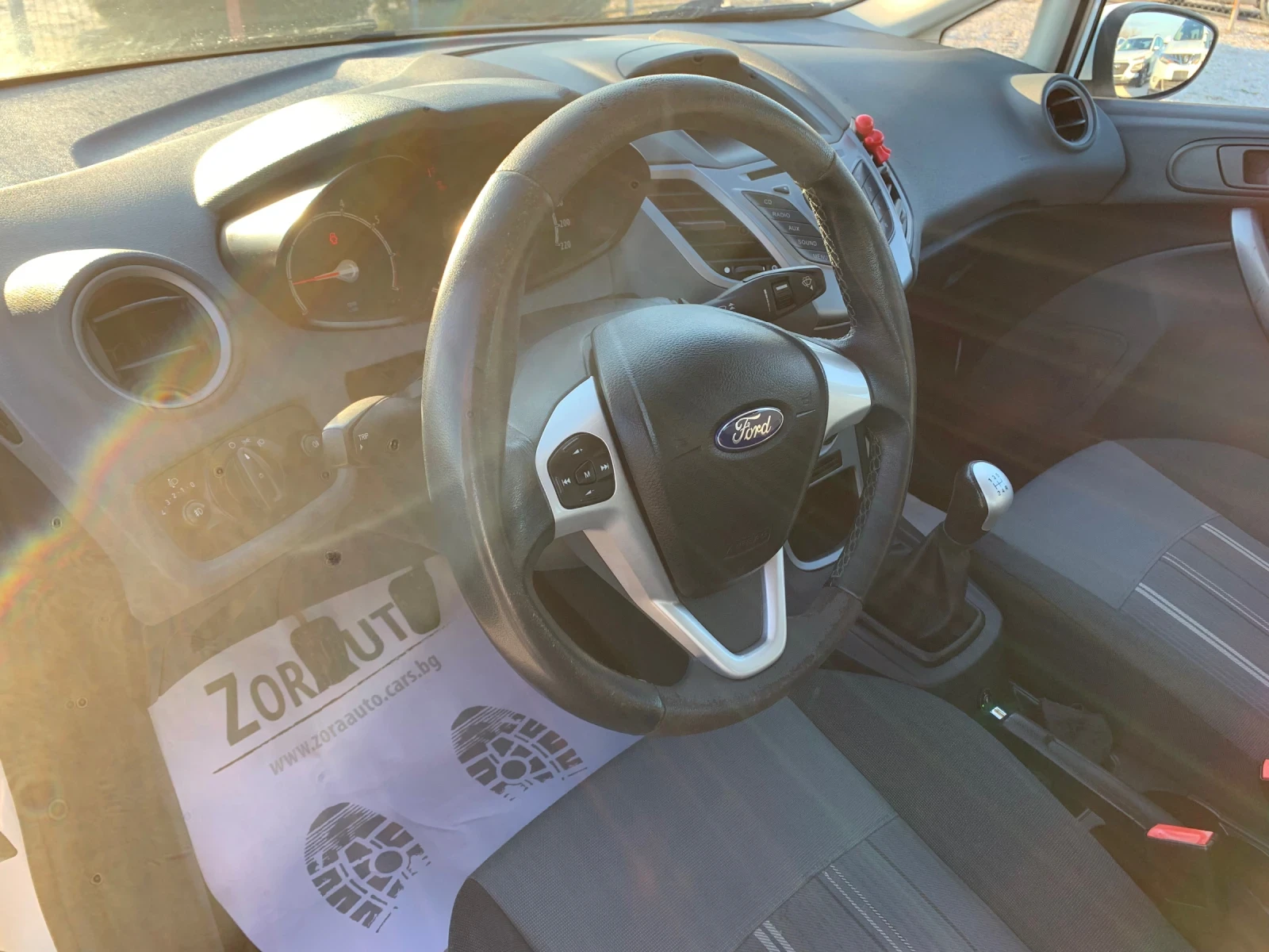 Ford Fiesta 1.4b zetec/газ - изображение 9
