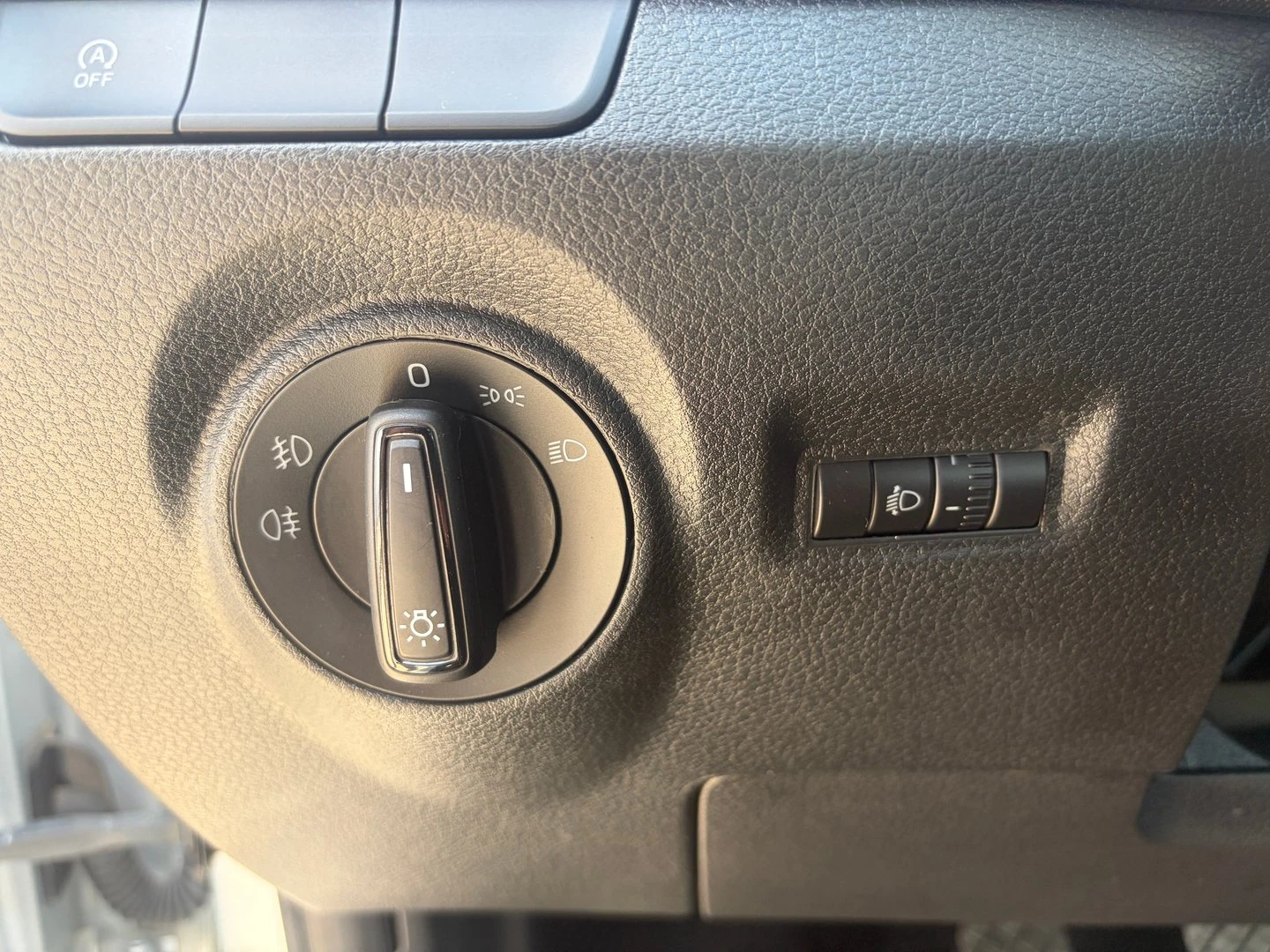 Skoda Fabia Ambition 1.0 TSI 95ks MT5 | Mobile.bg � ����������� 12