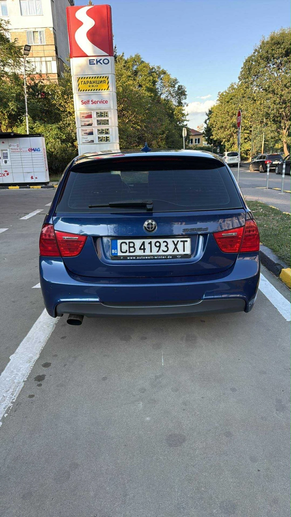 BMW 320, снимка 4 - Автомобили и джипове - 53820107