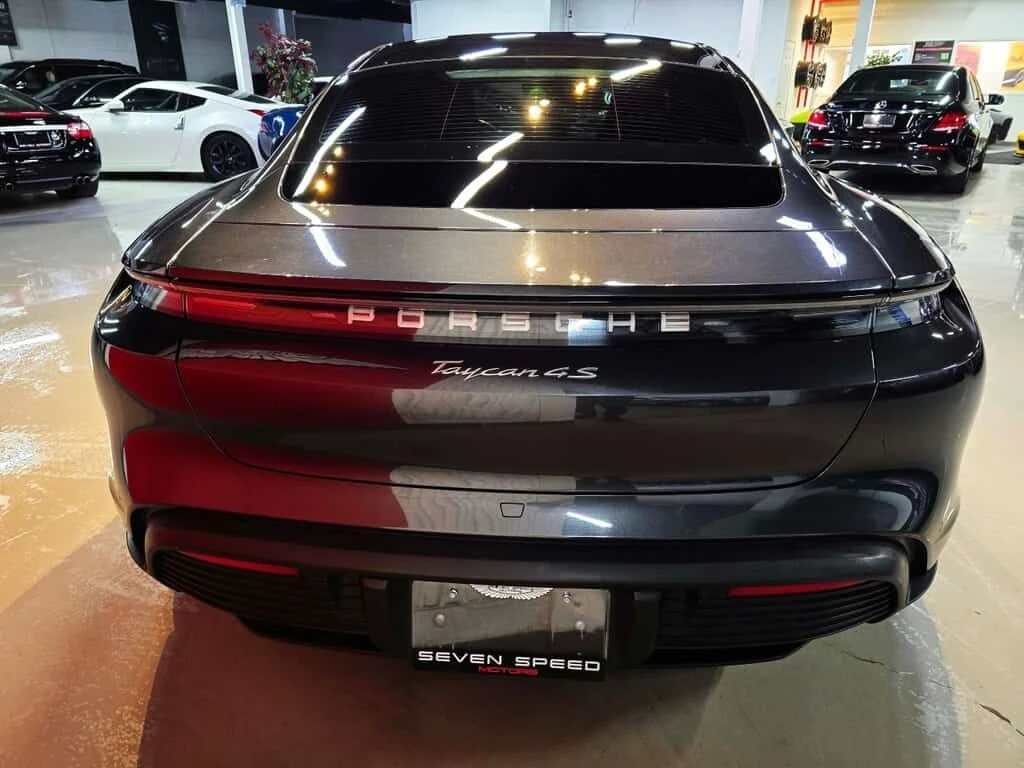 Porsche Taycan 4S/Carfax/Bose/360 View/Подгрев/Панорама, снимка 5 - Автомобили и джипове - 53825315