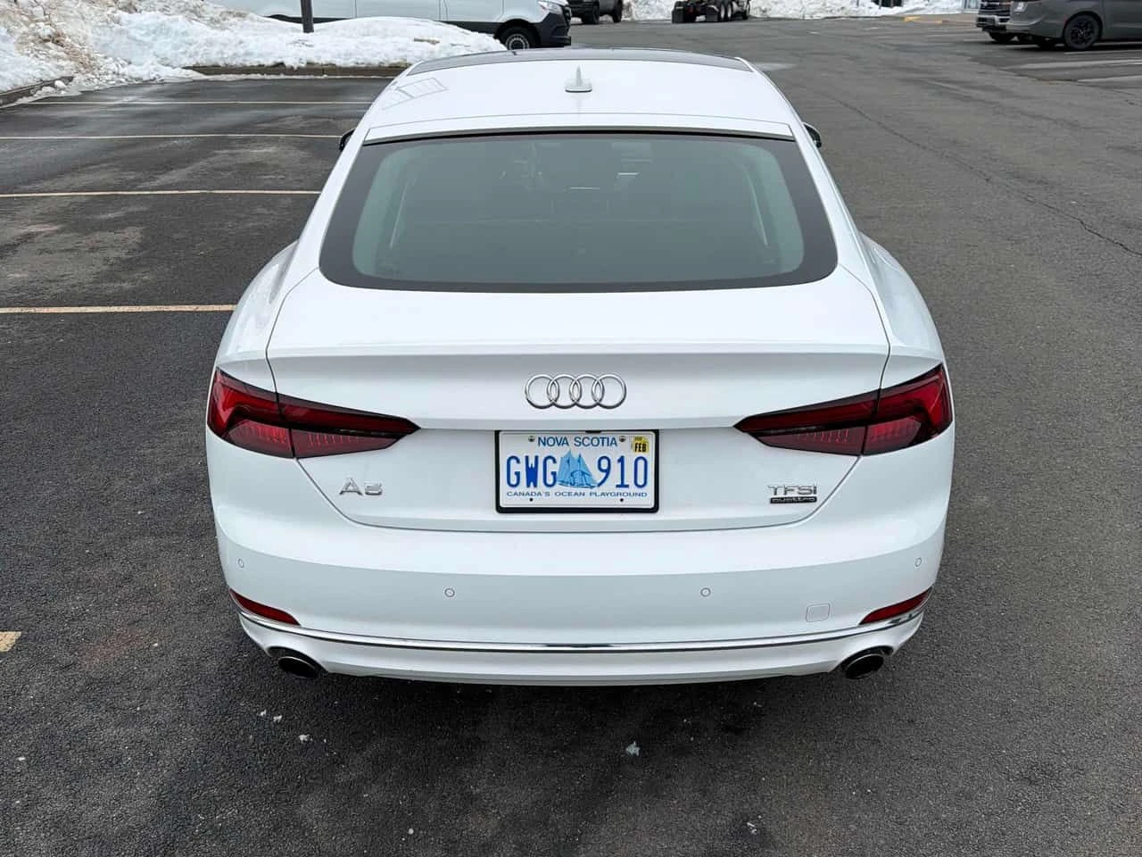 Audi A5 PROGRESSIV/CARFAX/ПАНОРАМА/ПОДГРЕВИ, снимка 5 - Автомобили и джипове - 54017343