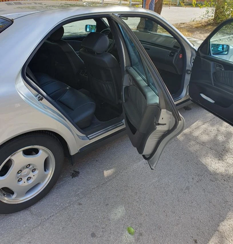 Mercedes-Benz E 250 W210 Спешно продавам , снимка 10 - Автомобили и джипове - 54064579
