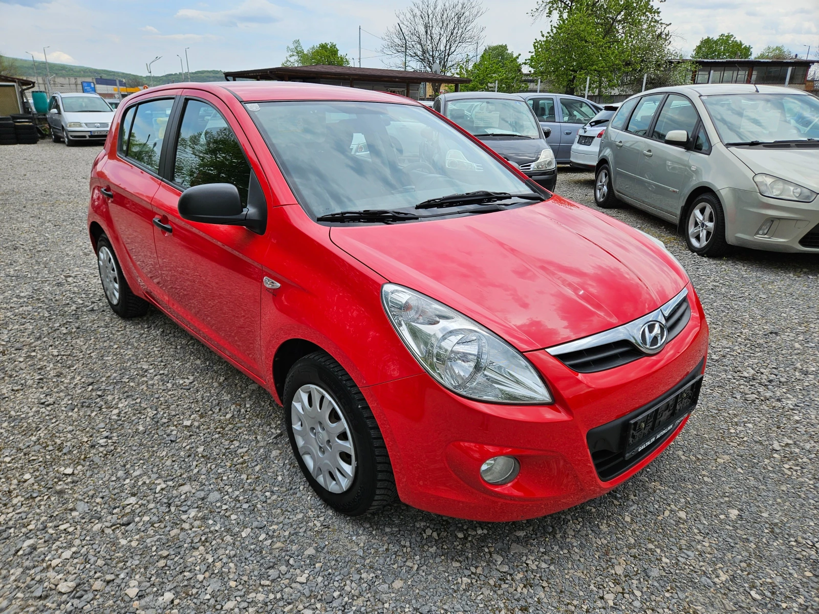 Hyundai I20 1.25 бензин 77кс
