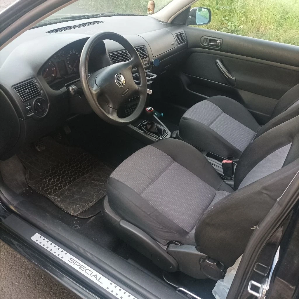 VW Golf 1600, снимка 4 - Автомобили и джипове - 55039977