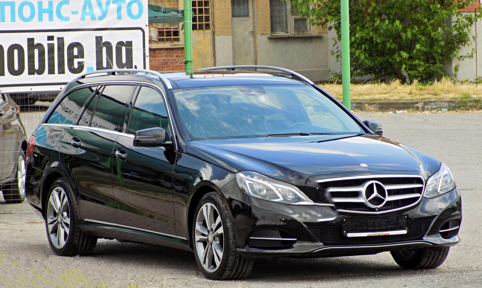 Mercedes-Benz E 250 CDi/FACE/9G-TRONIC/100% РЕАЛНА/ПАНОРАМА/360 Камера, снимка 3 - Автомобили и джипове - 54754079