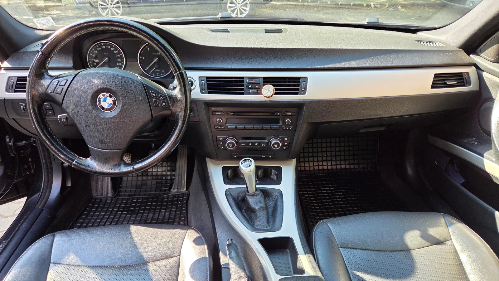 BMW 318 2.0D, снимка 8 - Автомобили и джипове - 54837104