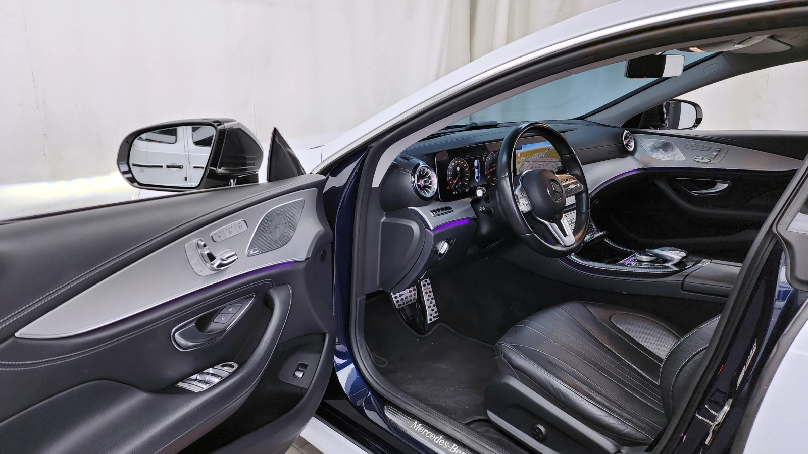 Mercedes-Benz CLS 400 AMG PK* HEAD-UP* DIS* 360* КРАЙНА ЦЕНА, снимка 9 - Автомобили и джипове - 54876368