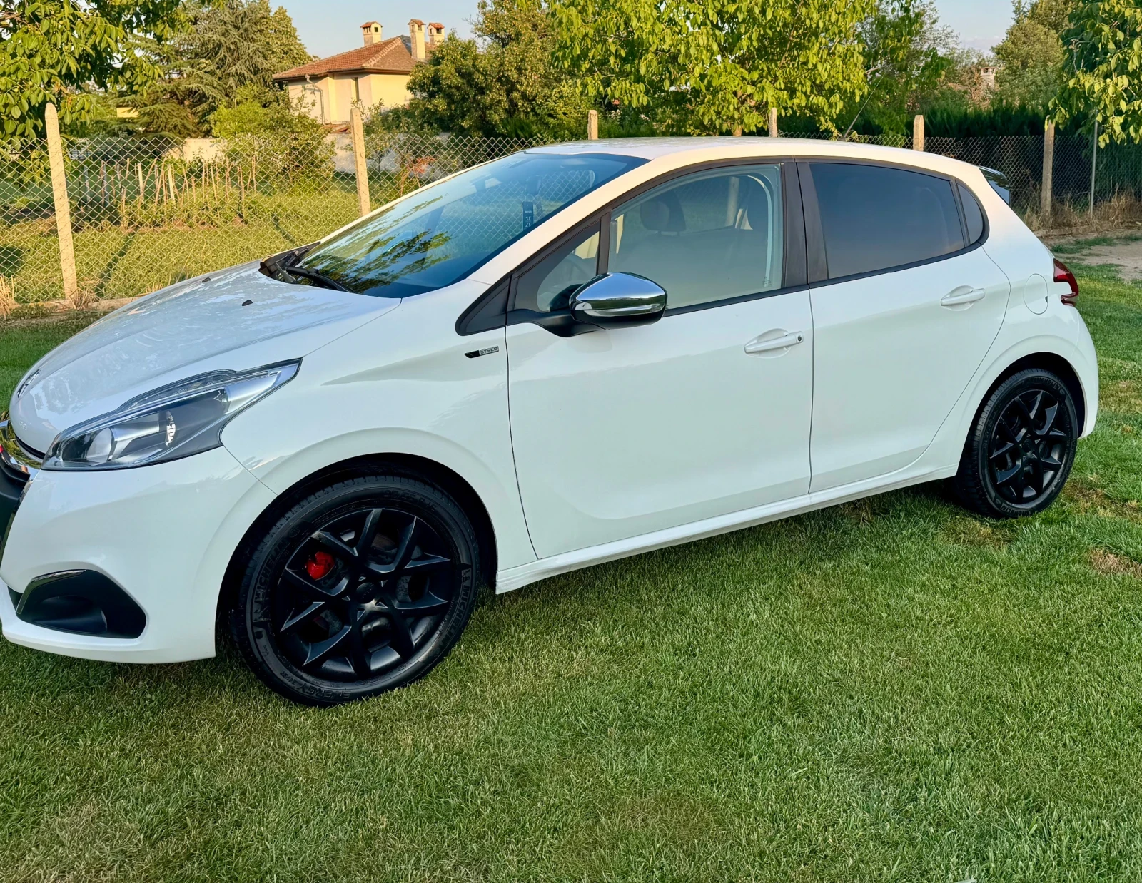 Peugeot 208 FACE/STYLE/LED, снимка 5 - Автомобили и джипове - 55179656