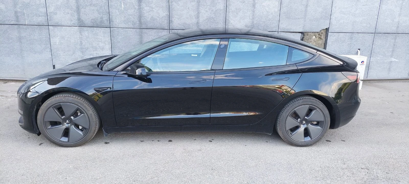Tesla Model 3 long range dual motor, снимка 3 - Автомобили и джипове - 55332441