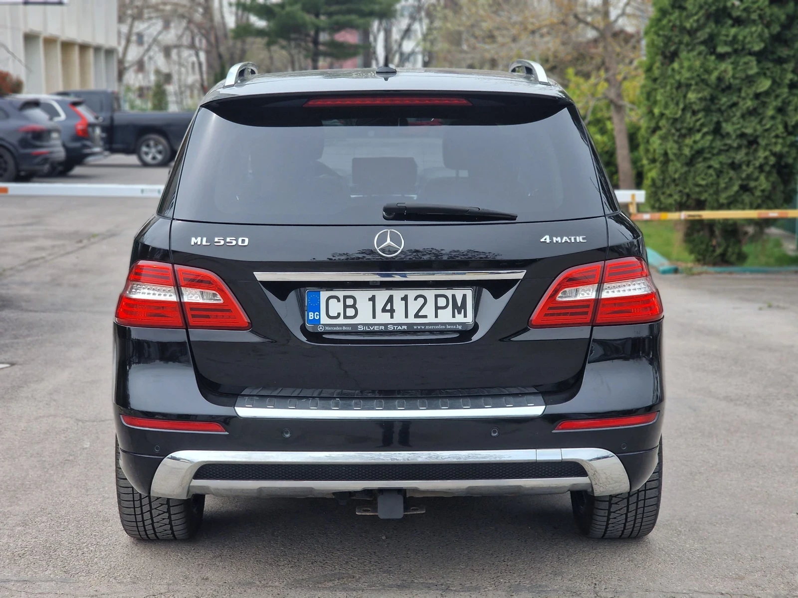 Mercedes-Benz ML 550, снимка 5 - Автомобили и джипове - 55374044