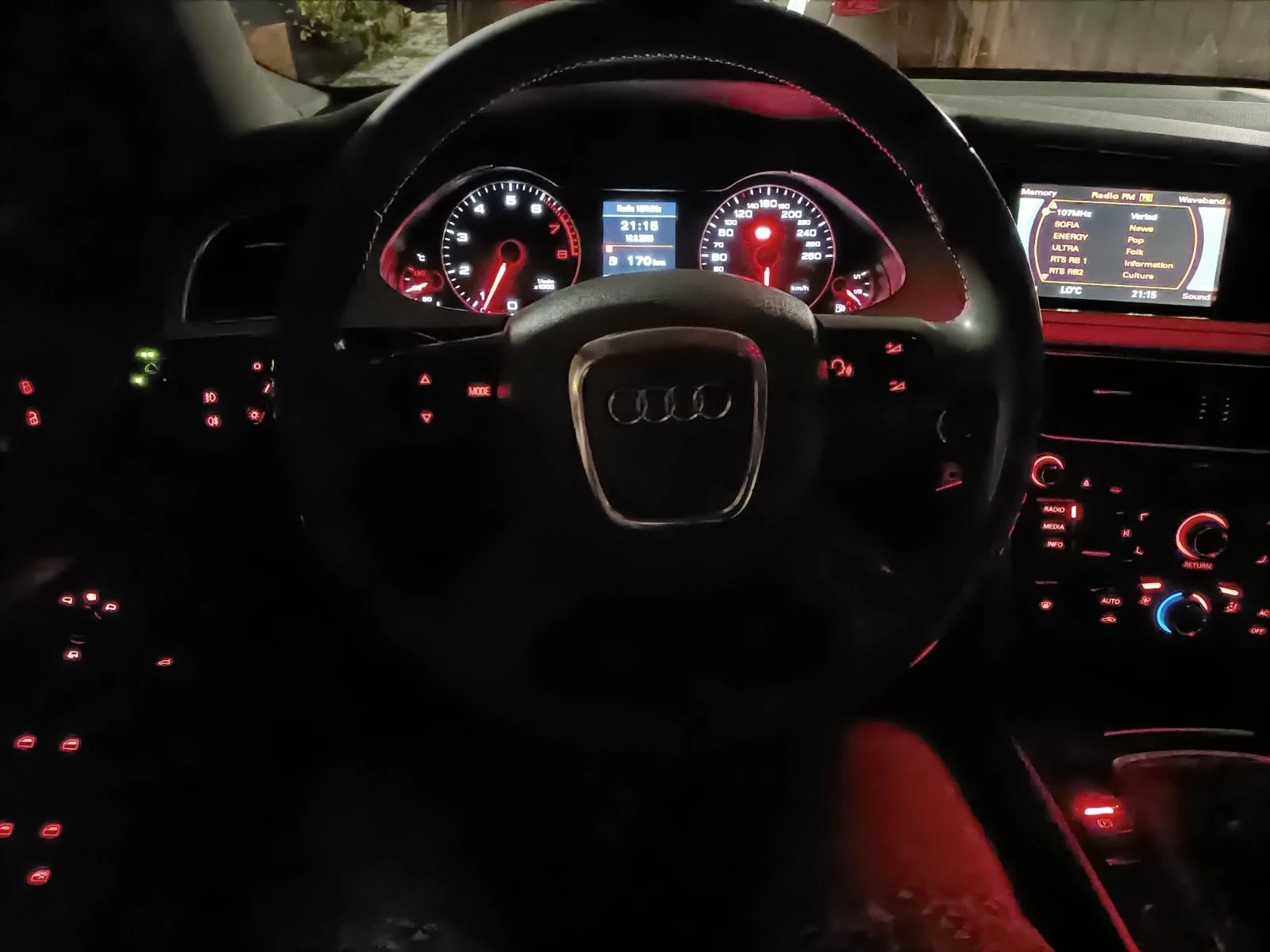Audi A4 A4, снимка 10 - Автомобили и джипове - 55796654