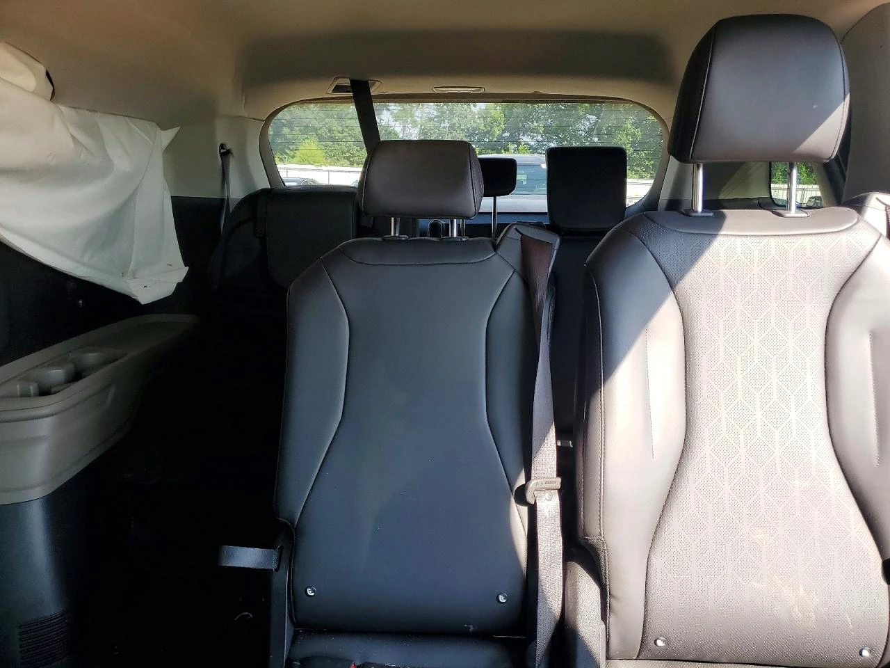 Kia Carnival 1.6l Ex, снимка 10 - Автомобили и джипове - 55995111