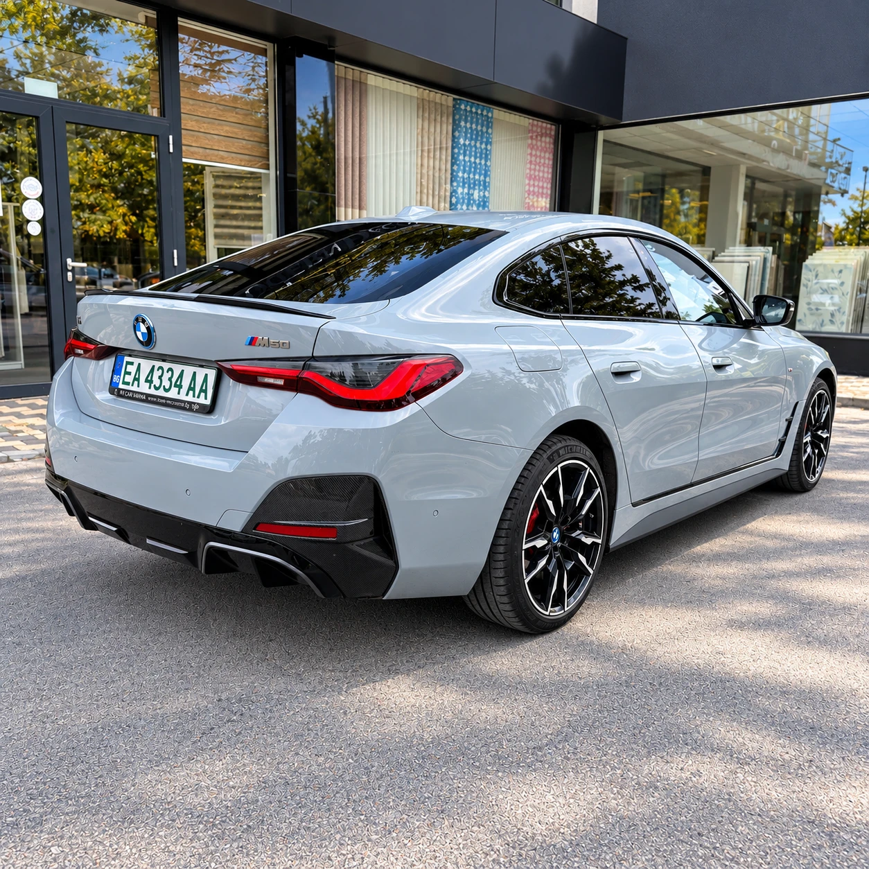 BMW i4 M50 Carbon/Harmon Kardon/Individual/ � ��������  | Mobile.bg � ����������� 2