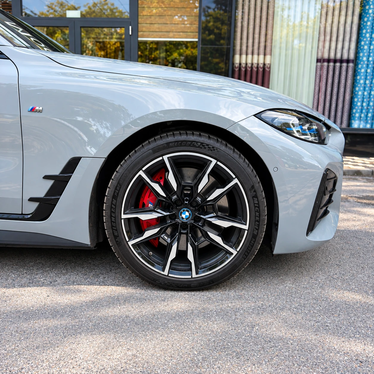 BMW i4 M50 Carbon/Harmon Kardon/Individual/ � ��������  | Mobile.bg � ����������� 5