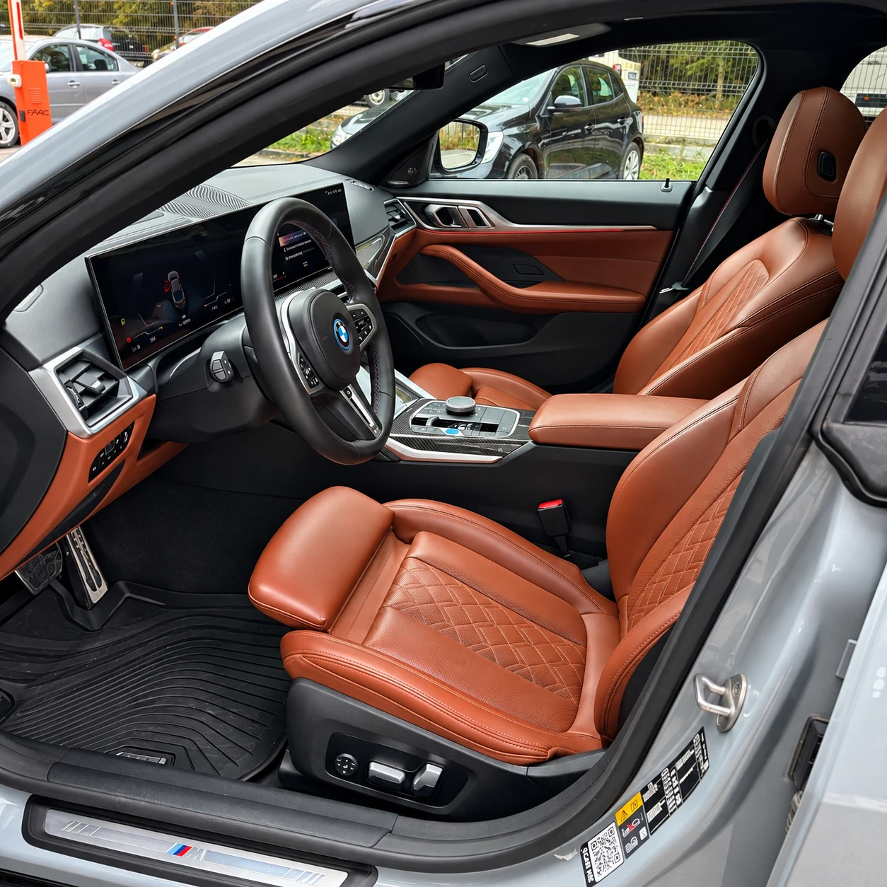 BMW i4 M50 Carbon/Harmon Kardon/Individual/ � ��������  | Mobile.bg � ����������� 9