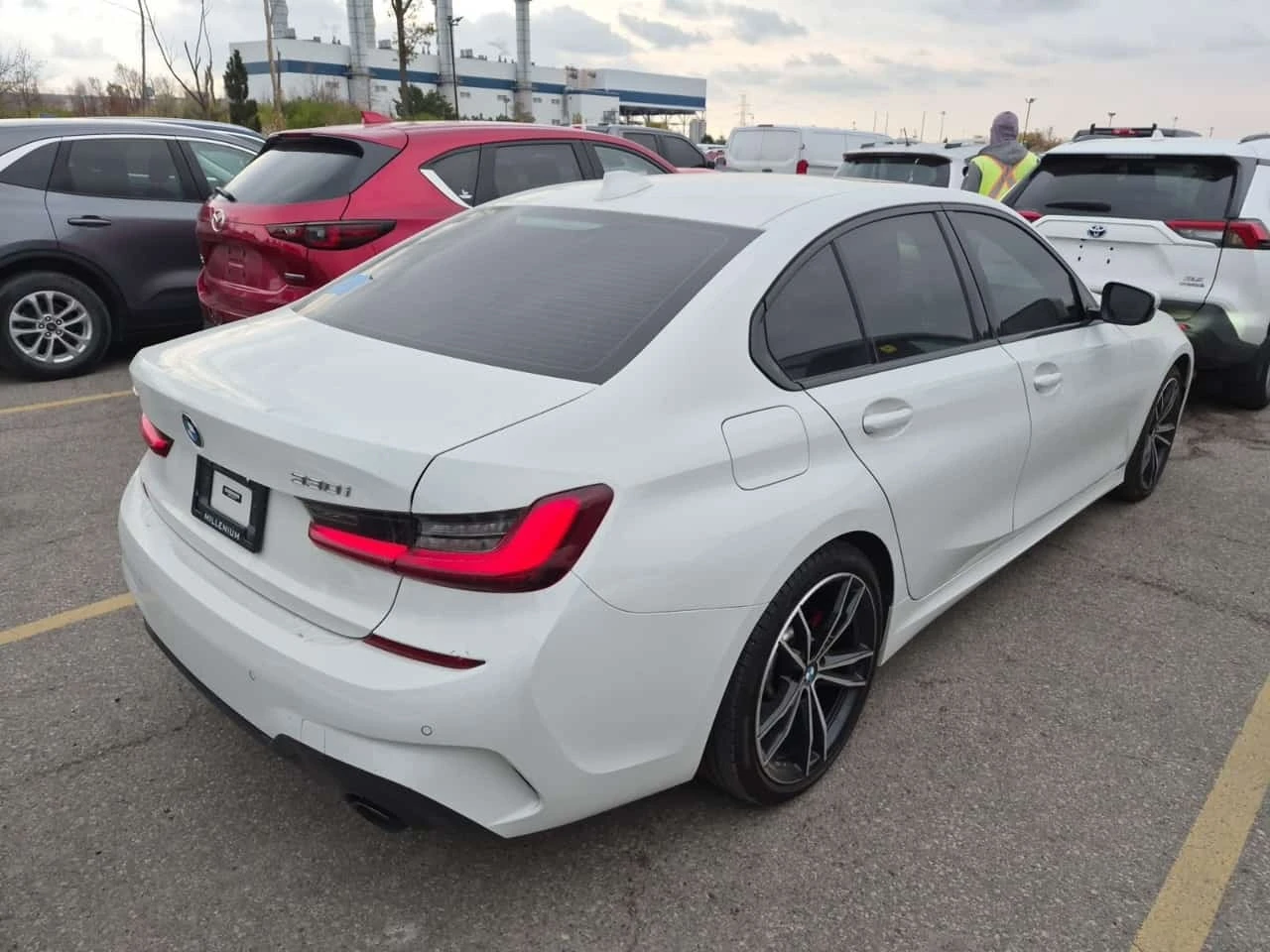 BMW 330 Xdrive * M SPORT * �������� * CARFAX *  | Mobile.bg � ����������� 3