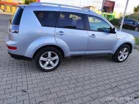 Mitsubishi Outlander XL 3000 с газ, снимка 8