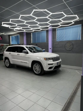 Jeep Grand cherokee SUMMIT 5.7 HEMI - 51000 лв. / 26075.89 € - 99331668 3
