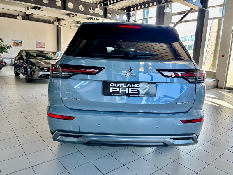 Mitsubishi Outlander INTENSE PHEV, снимка 6 - Автомобили и джипове - 51349542