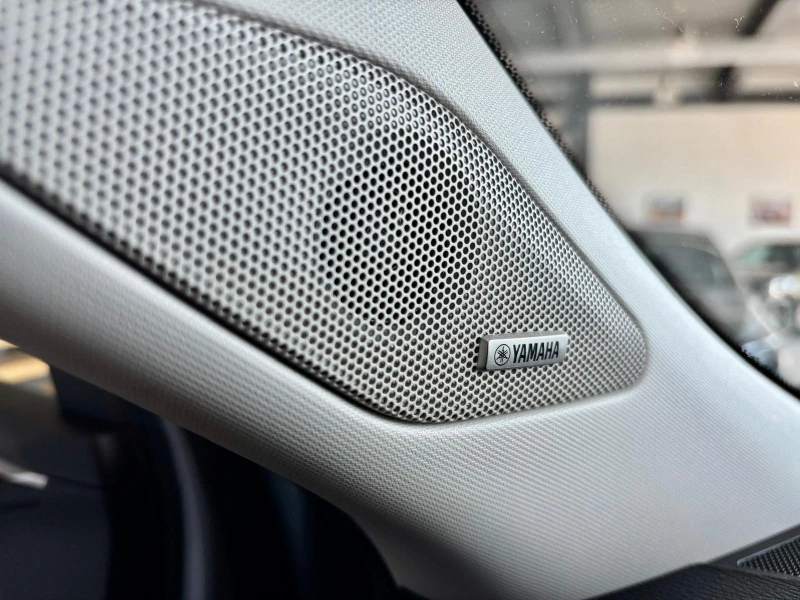 Mitsubishi Outlander INTENSE PHEV, снимка 13 - Автомобили и джипове - 51349542