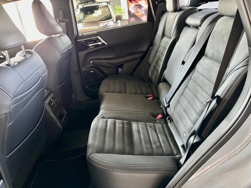 Mitsubishi Outlander INTENSE PHEV, снимка 9 - Автомобили и джипове - 51349542