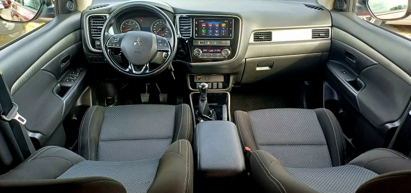Mitsubishi Outlander 2.0 БЕНЗИН, снимка 14 - Автомобили и джипове - 52296988