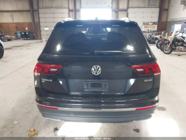VW Tiguan R-Line* Virtual assistant* Камера* Парктроник* Sta, снимка 9 - Автомобили и джипове - 53030792